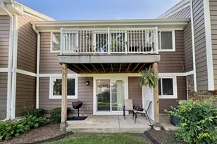 214 Maplebrook Ct, Schaumburg, IL 60194 - Photo 25