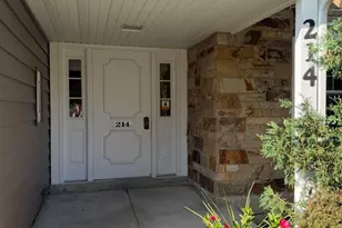 214 Maplebrook Ct, Schaumburg, IL 60194 - Photo 3