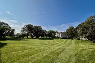 214 Maplebrook Ct, Schaumburg, IL 60194 - Photo 27
