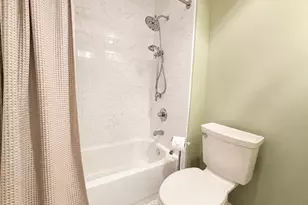 214 Maplebrook Ct, Schaumburg, IL 60194 - Photo 19