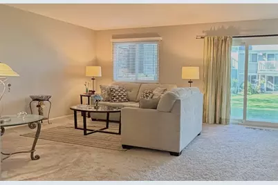 214 Maplebrook Court #X1, Schaumburg, IL 60194 - Photo 9