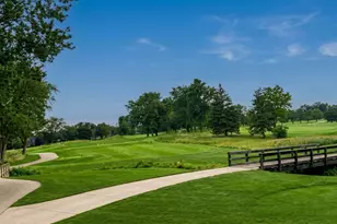 214 Maplebrook Ct, Schaumburg, IL 60194 - Photo 37