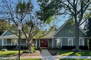 214 Maplebrook Ct, Schaumburg, IL 60194 - Photo 29