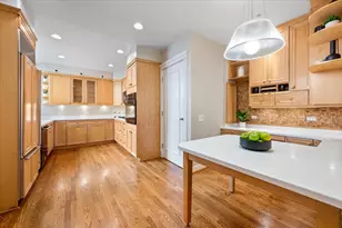 1235 N Astor St, Chicago, IL 60610 - Photo 19