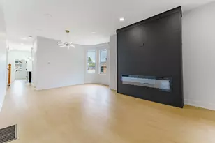 6429 28th St, Berwyn, IL 60402 - Photo 3