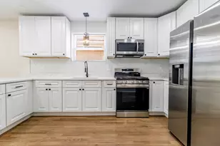 5535 S Fairfield Ave, Chicago, IL 60629 - Photo 7