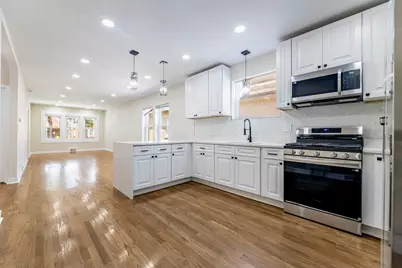 5535 S Fairfield Avenue, Chicago, IL 60629 - Photo 9