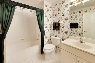 2063 Norwich Ct, Glenview, IL 60026 - Photo 31