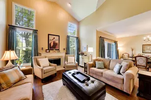 2063 Norwich Ct, Glenview, IL 60026 - Photo 7