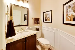 2063 Norwich Ct, Glenview, IL 60026 - Photo 19