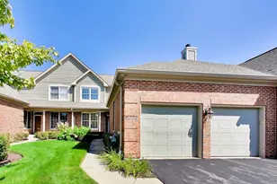 2063 Norwich Ct, Glenview, IL 60026 - Photo 1