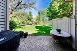 2063 Norwich Ct, Glenview, IL 60026 - Photo 37