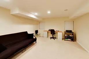 2063 Norwich Ct, Glenview, IL 60026 - Photo 33