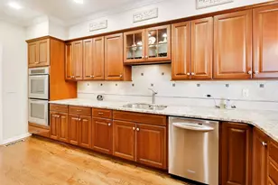 2063 Norwich Ct, Glenview, IL 60026 - Photo 13