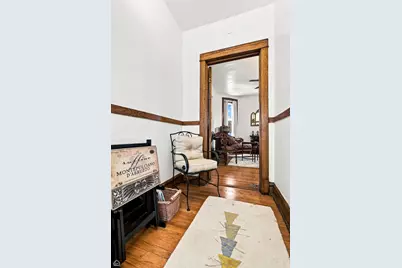 3248 N Oakley Avenue, Chicago, IL 60618 - Photo 15