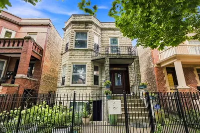 3248 N Oakley Avenue, Chicago, IL 60618 - Photo 1