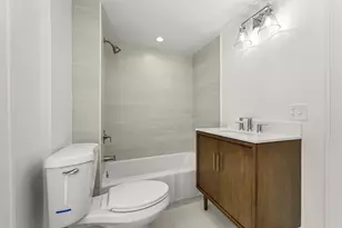 1346 Highland Ave, Berwyn, IL 60402 - Photo 17