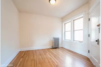 4248 N Lamon Avenue #2B, Chicago, IL 60641 - Photo 3