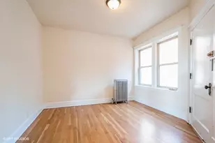 4248 N Lamon Ave, Chicago, IL 60641 - Photo 3
