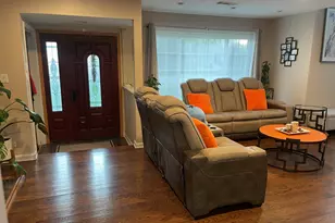 1787 Webster Ln, Des Plaines, IL 60018 - Photo 3