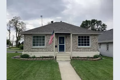 527 E 17th Street, Lockport, IL 60441 - Photo 1