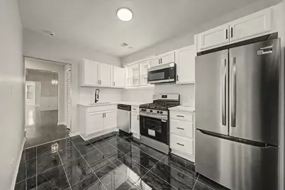 7641 S Phillips Avenue, Chicago, IL 60649 - Photo 19