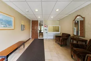 907 Curtiss St, Downers Grove, IL 60515 - Photo 21