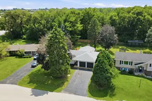 2758 Lancaster Dr, Joliet, IL 60433 - Photo 43