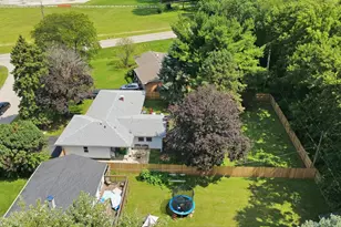 2758 Lancaster Dr, Joliet, IL 60433 - Photo 47
