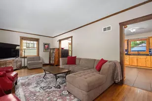 1170 Logan Ave, Elgin, IL 60120 - Photo 3