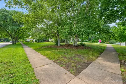 852 Woodmar Drive, Crystal Lake, IL 60014 - Photo 39