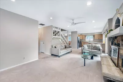 852 Woodmar Drive, Crystal Lake, IL 60014 - Photo 13