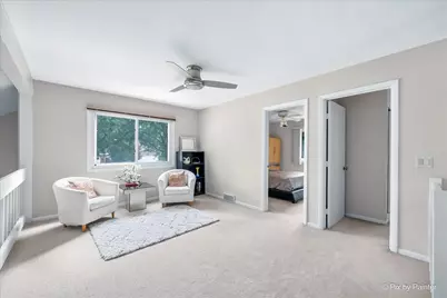 852 Woodmar Drive, Crystal Lake, IL 60014 - Photo 15