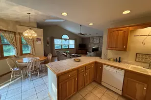 3940 Gloucester Dr, Crete, IL 60417 - Photo 11