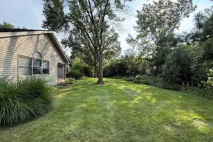 3940 Gloucester Dr, Crete, IL 60417 - Photo 7