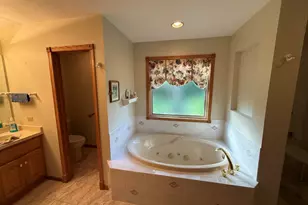 3940 Gloucester Dr, Crete, IL 60417 - Photo 29
