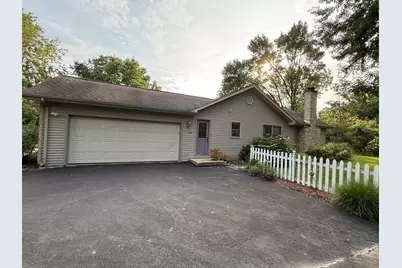 3940 Gloucester Drive, Crete, IL 60417 - Photo 3