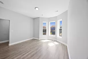 6522 S Ellis Ave, Chicago, IL 60637 - Photo 3