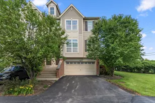 337 N Commerce St, Aurora, IL 60504 - Photo 1
