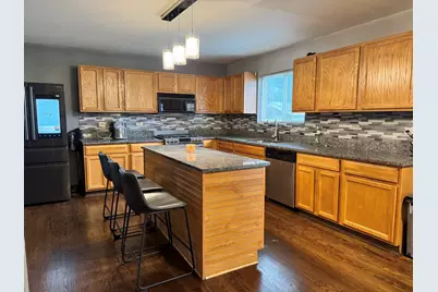 16445 Siegel Drive, Crest Hill, IL 60403 - Photo 5