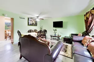 8647 Gregory Ln, Des Plaines, IL 60016 - Photo 3
