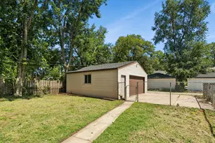 291 Clyde Ave, Calumet City, IL 60409 - Photo 19