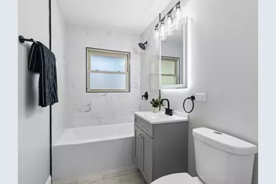 291 Clyde Avenue, Calumet City, IL 60409 - Photo 9