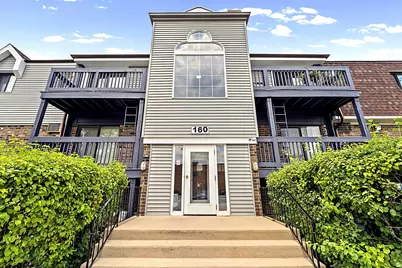 160 S La Londe Avenue #1H, Addison, IL 60101 - Photo 1
