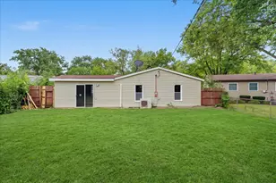 693 Minerva Ave, Wauconda, IL 60084 - Photo 31