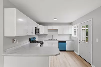 693 Minerva Avenue, Wauconda, IL 60084 - Photo 13