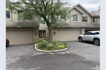 7912 S Garfield Avenue, Burr Ridge, IL 60527 - Photo 1