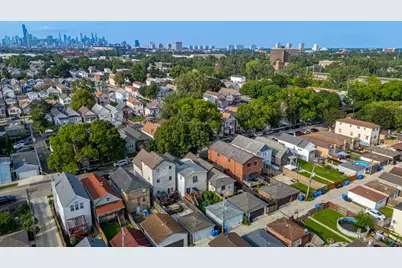 539 W 44th Place, Chicago, IL 60609 - Photo 5