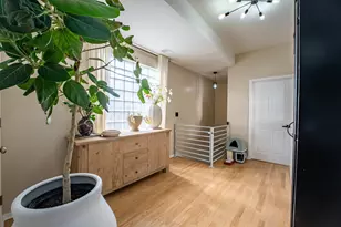 539 W 44th Pl, Chicago, IL 60609 - Photo 19