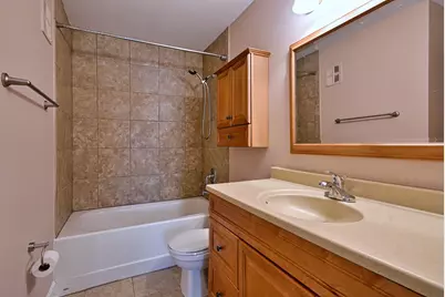 850 S Lorraine Road S #3E, Wheaton, IL 60189 - Photo 17